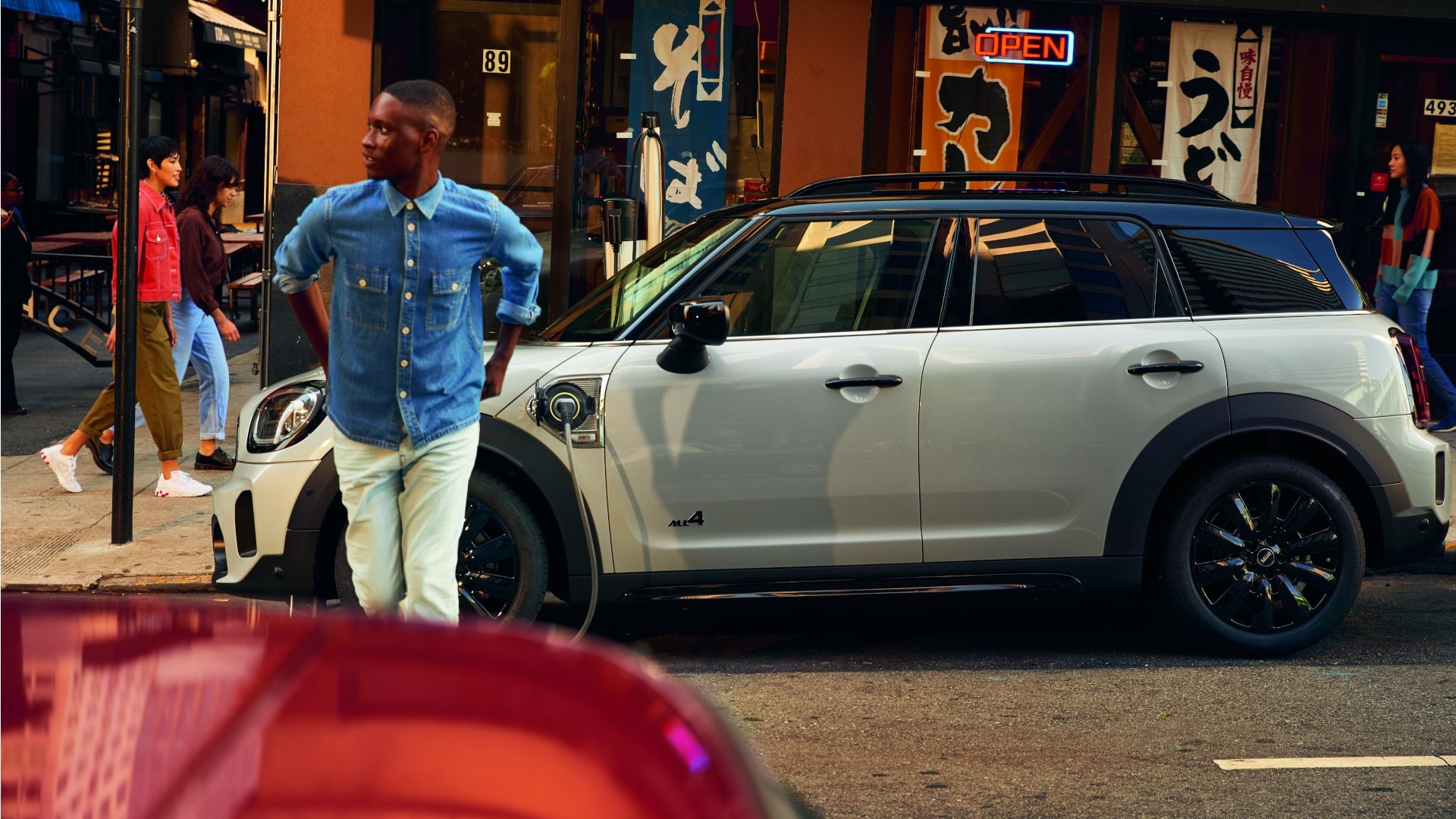 mini électromobilité - découvrir - hybride